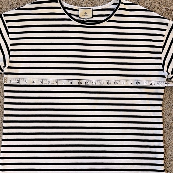 Tuckernuck Striped 3/4 Sleeve Top - Picture 4 of 6